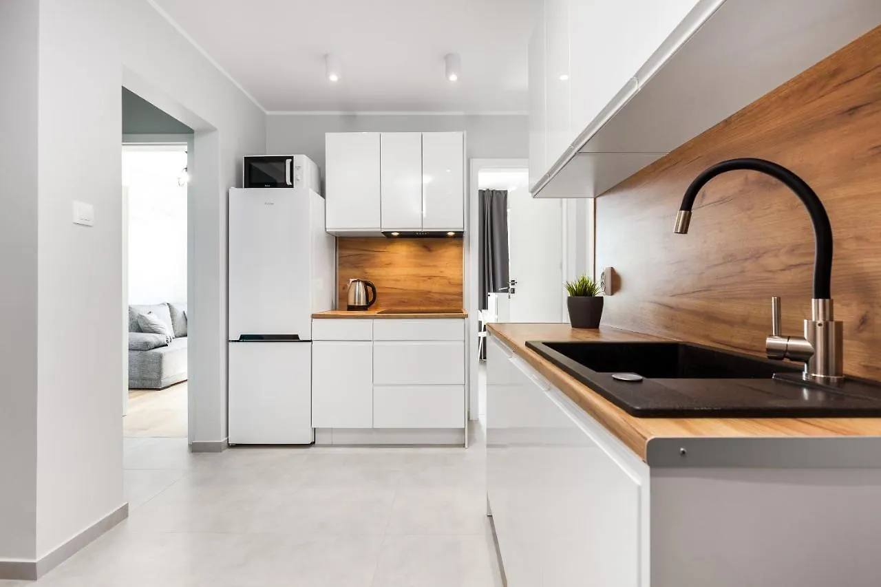Apartament Pokoje Gdańsk Zaspa - Pilotów 20b, 800m SKM-Zaspa, odległość do morza 3km